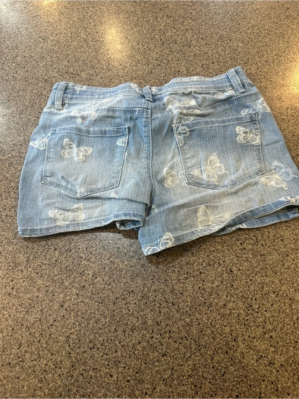 Members Mark stylish light